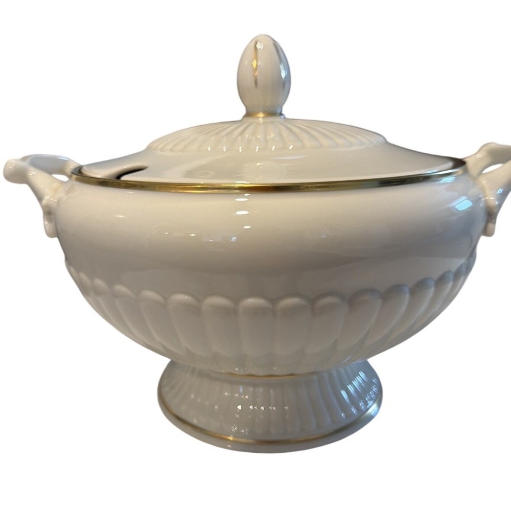 Lenox Ivory Bone China Soup Tureen 24K Gold Rim Footed Lidded Vintage USA